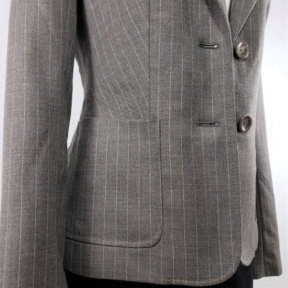 Limited Gray Pin Stripe NWOT 2-Button Blazer, 4 - Picture 9 of 13